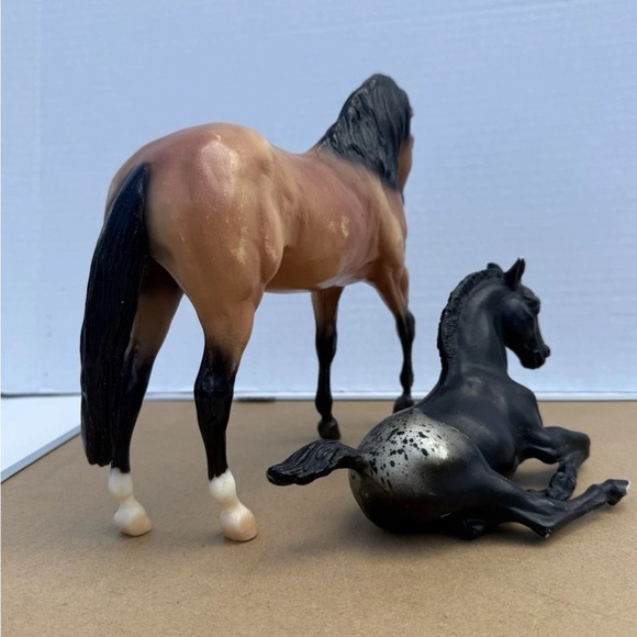 Breyer Molding Co. Toy Horses,Lot of 2 - Picture 2 of 9